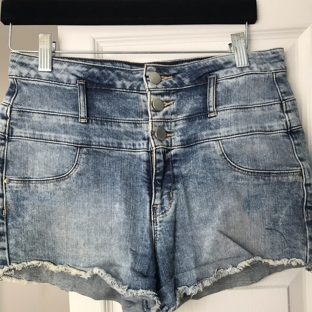Light wash high waisted jean shorts